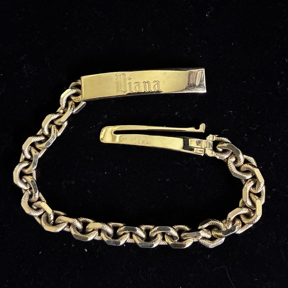 Speidel Chino Link ID bracelet with "DIANA" engraved on the nameplate 6.5”